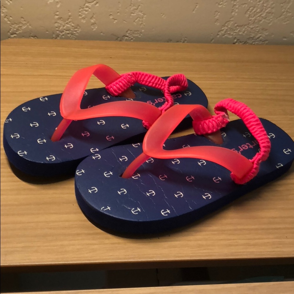 Carters size M(7-8) Flipflops